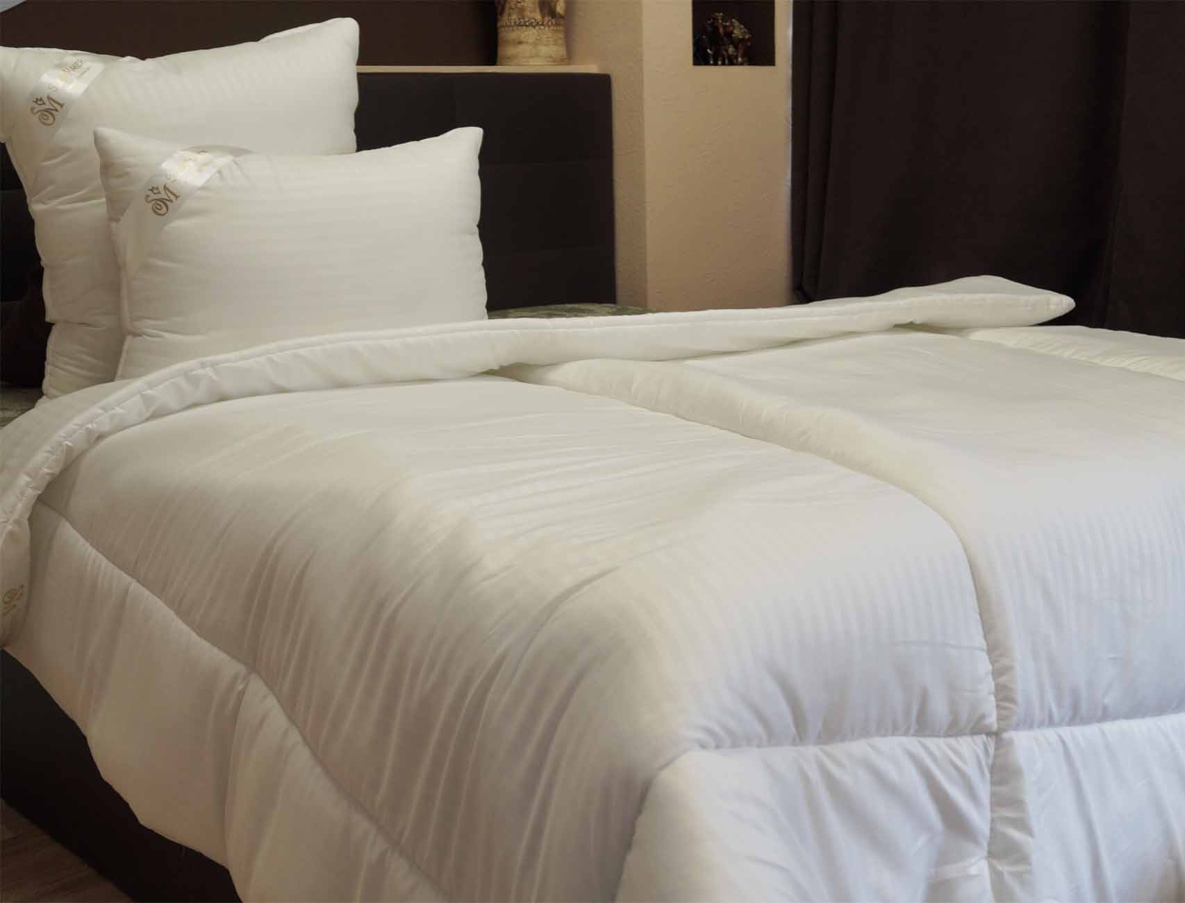 картинка Облегченное одеяло Hotel Comfort  от магазина SleepMaker